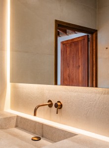 https://ipv4.refugestudio.es/files/dimgs/thumb_0x300_2_135_705.jpg